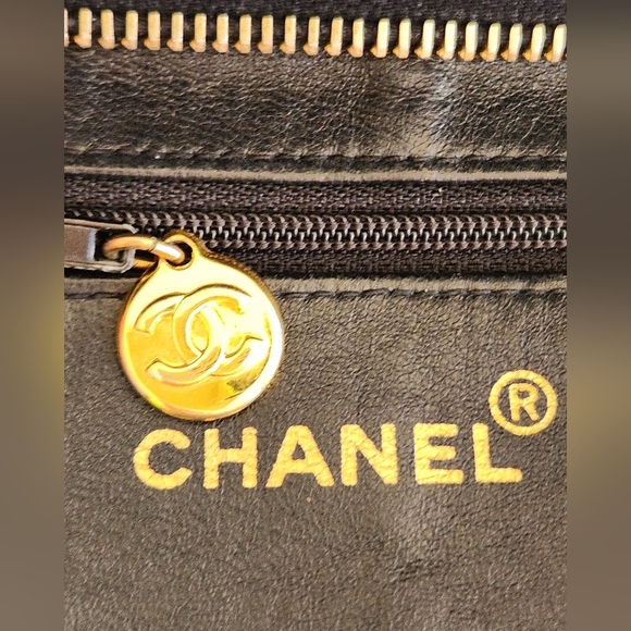 Chanel CC Medallion Quilted Suede Black Bag - Picture 8 of 12